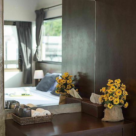 Green Leaf Hostel Phuket Eksteriør bilde