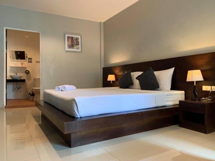 Green Leaf Hostel Phuket Eksteriør bilde