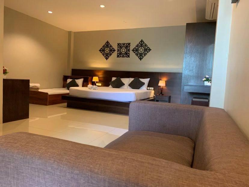 Green Leaf Hostel Phuket Eksteriør bilde